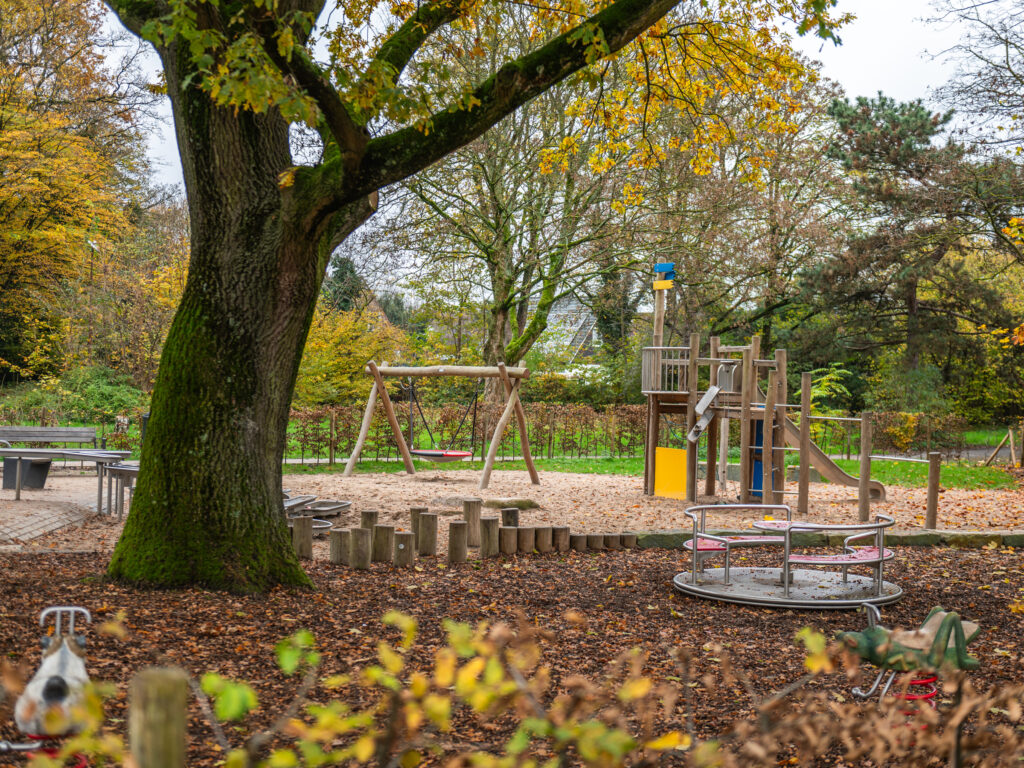 Spielplatz-Tipp in der Nähe von Dortmund: Castroper Holz (mit Wasserspielplatz)